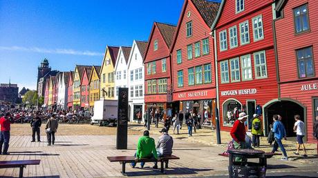 bryggen-bergen-norway-1400