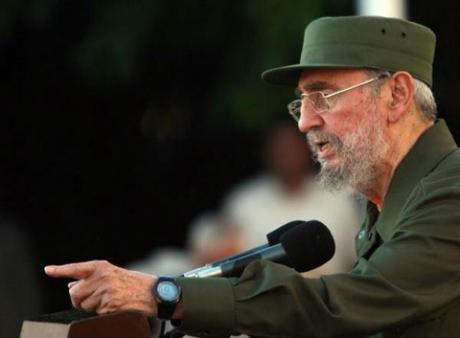Cuba: Fidel saluda a Rusia y defiende el derecho a ser Marxistas- Leninistas