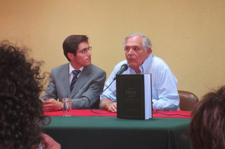 Gonzalo A. Luengo O. presenta libro de la Familia Hojas, de Burgos, en la ciudad de Chillán