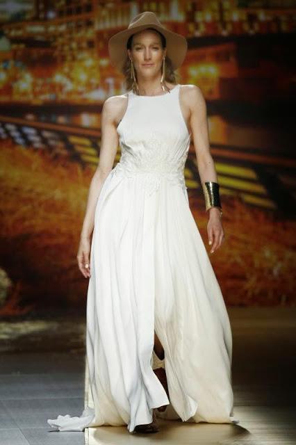 Vestido de novia Inmaculada García 2016 - Foto: Fira de Barcelona