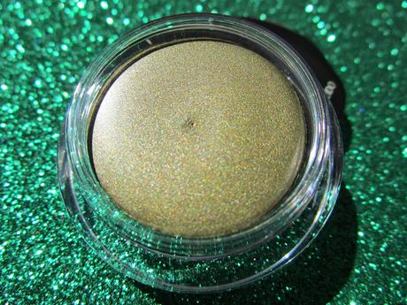 Shimmering Cream Eye Color de Shiseido Patina GR707