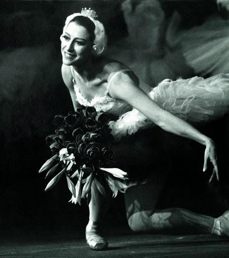 La prima ballerina assoluta, Maya Plisetskaya (1925-2015)