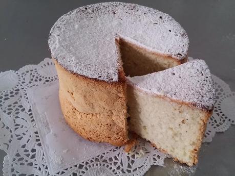 ANGEL FOOD CAKE HECHO EN MOLDE DE PANETTONE