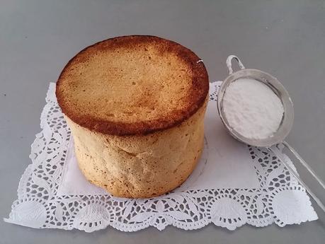 ANGEL FOOD CAKE HECHO EN MOLDE DE PANETTONE