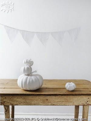 Decoración halloween en blanco