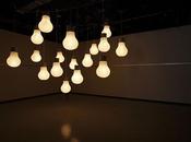 Lámpara papel forma bombilla