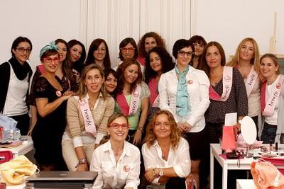 TALLER DE MAQUILLAJE CON BENEFIT TALLER DE MAQUILLAJE CON BENEFIT