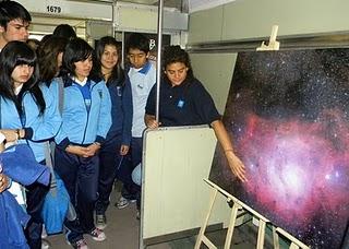 Fotografía de un vagón del 'Tren de la Ciencia'