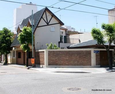 Techo de tejas inclinado Techo de tejas inclinado