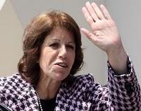 LOURDES FLORES NANO NO PARTICIPARÁ EN LAS ELECCIONES DEL 2011