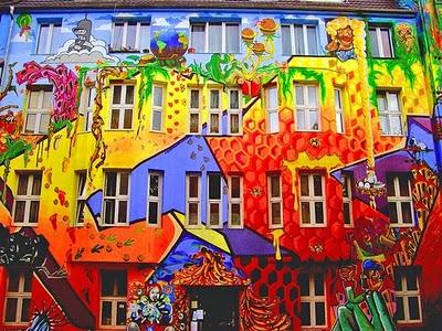 Curiosidades. Arte callejero. HUMOR INTELIGENTE