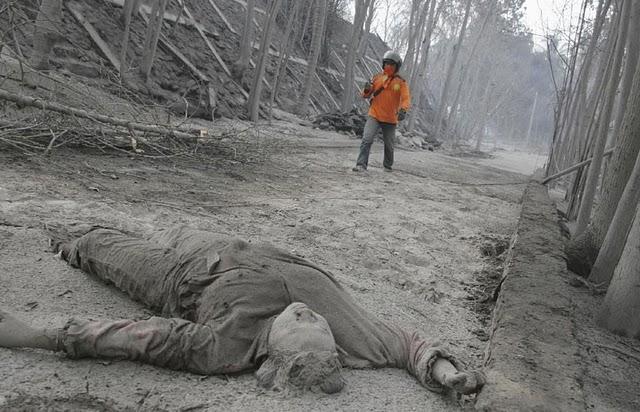 Erupción del volcán Merapi en Indonesia