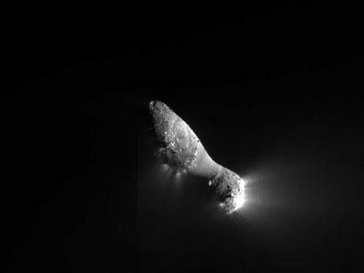 Primeras imágenes del encuentro EPOXI con el cometa Hartley 2