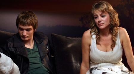 “La mosquitera”: Un cóctel explosivo, amargo y tragicómico “La mosquitera”: Un cóctel explosivo, amargo y tragicómico