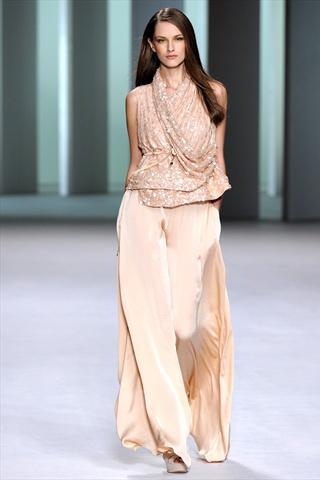 ELIE SAAB COLECCION PRIMAVERA VERANO 2011 - ELIE SAAB NOVIAS