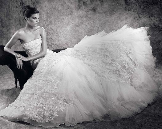 ELIE SAAB COLECCION PRIMAVERA VERANO 2011 - ELIE SAAB NOVIAS