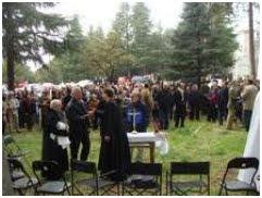 MISA EN EL VALLE DE LOS CAÍDOS CON SABOR A CATACUMBA O AL MÁRTIR POPIELUSzKO