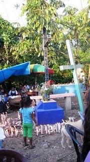 PADRE ZABALA EN PUERTO MALDONADO. Albergue en marcha. Fiesta de difuntos