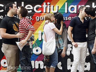 Convocatoria besada colectiva