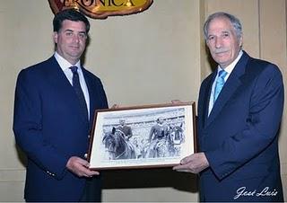 TOROCÓRDOBA ENTREGA SU PREMIO AL TORO MÁS BRAVO DE LA FERIA DE CÓRDOBA