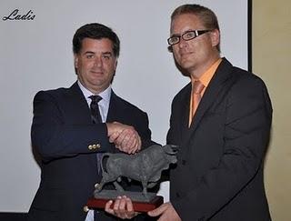 TOROCÓRDOBA ENTREGA SU PREMIO AL TORO MÁS BRAVO DE LA FERIA DE CÓRDOBA
