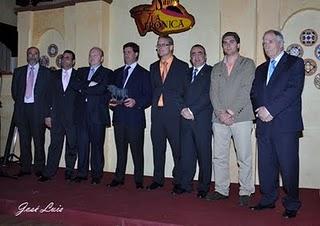 TOROCÓRDOBA ENTREGA SU PREMIO AL TORO MÁS BRAVO DE LA FERIA DE CÓRDOBA