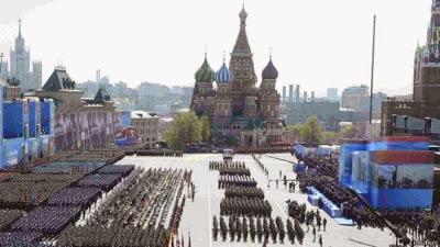 Mega desfile por 70 Aniversario de la victoria contra el fascismo [+ fotos y videos]