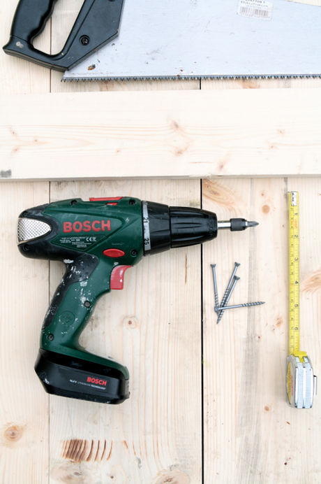 DIY: MESA TABLÓN PARA EL JARDIN