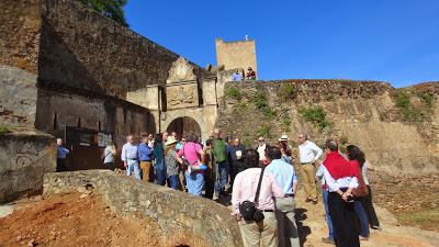 PRESENTACIÓN DEL LIBRO A ANTIGA VILA DE OUGUELA Y VISITA ...