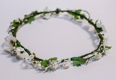 Diademas de flores by ceremonias.