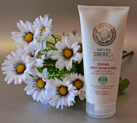Crema-Peeling Corporal de NATURA SIBERICA