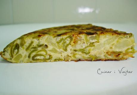 Tortilla de patatas y habas