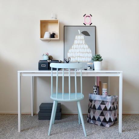 productos estilo nordico escandinavia estilonordico estilismo de mesas estilismo interiores decoracion interiores 2 decoracion en blanco decoracion decoracion accesorios rincon de trabajo decoración oficinas blanco oficina nórdica mesa para portatil nórdico inspiracion oficina nórdica despacho nórdico decoración nórdica escandinava blog decoracion interiores
