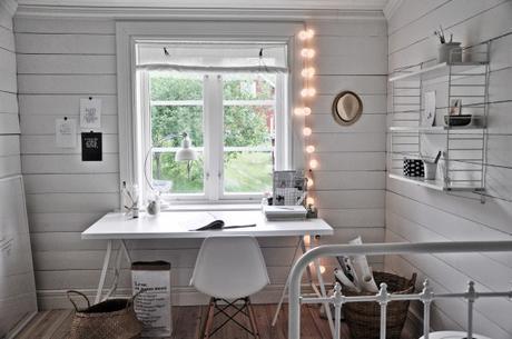 productos estilo nordico escandinavia estilonordico estilismo de mesas estilismo interiores decoracion interiores 2 decoracion en blanco decoracion decoracion accesorios rincon de trabajo decoración oficinas blanco oficina nórdica mesa para portatil nórdico inspiracion oficina nórdica despacho nórdico decoración nórdica escandinava blog decoracion interiores