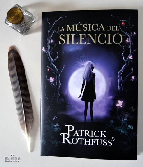 Mundo friki, la musica del silencio, patrick ruthfuss, trilogia, el asesino de reyes, el temor de un hombre sabio, la sombra del viento, libro, auri, nueva seccion, blog