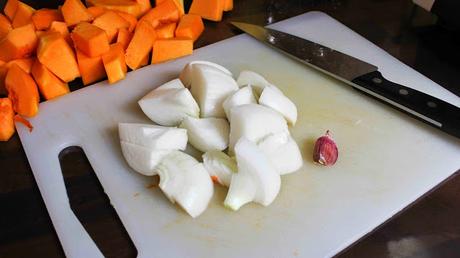 Crema de calabaza y manzana y grissini especiados