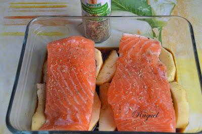 Salmón con Manzana al Horno regadas con Pedro Ximenez