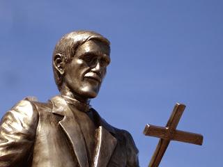 PADRE ELOY ARRIBAS, MISIONERO DE PEDRAJAS A LA PICANTERÍA DEL CIELO