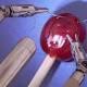 Mira a este robot cirujano coser la piel de una uva [VIDEO] | El ... - El Comercio
