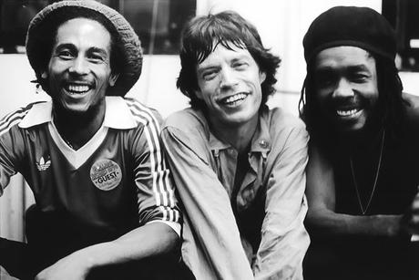 The Bob Marley Story (Spanish Subtitules). Una vida para la música, el compromiso y ... el fútbol.