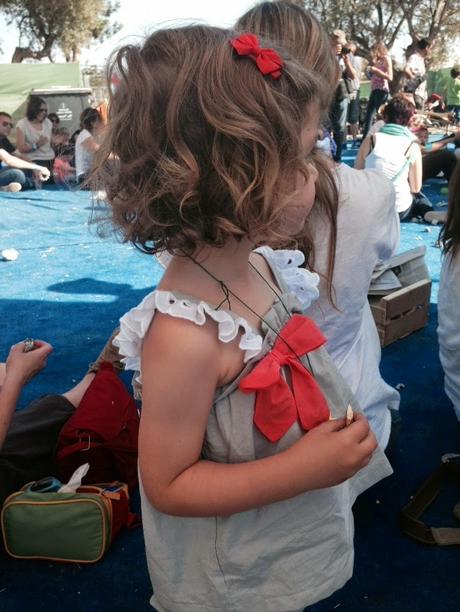 Un paseo entre las flores vestidas de Luluna Valencia