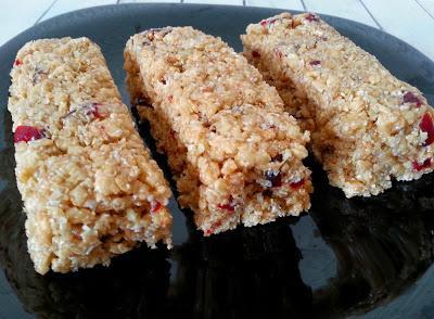 Barritas de avena con arándanos.