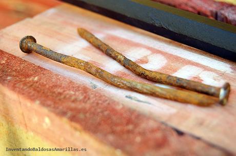 Cómo retirar los clavos Cómo retirar los clavos