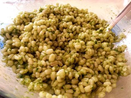 Cebada Perlada - Recetas de cebada perlada - Ensaladas de cebada perlada - Cebada perlada con pesto - Ensalada de cebada perlada con pesto - Como preparar cebada perlada - Orzo perlato con pesto, pomodori e mozzarella - pearl barley with pesto - how to cook pearl barley cebadaperladapesto2