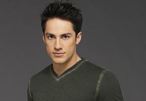 Michael Trevino habla de su salida
