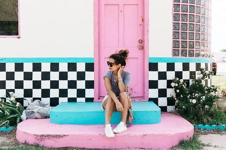 Vintage_Levis-Maje_Belt-New_Mexico-Route_66-Outfit-Street_Style-Sneakers-Travel_Look-47