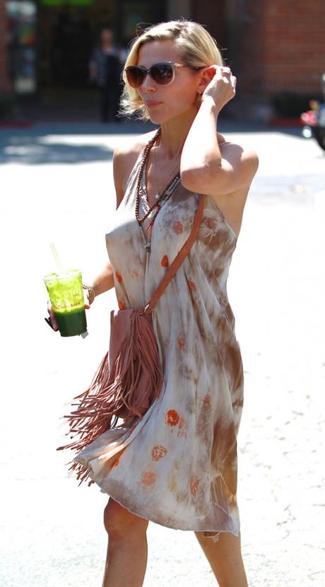 elsa 3 567x1024 Elsa pataky y la dieta Detox, alcalina y smothies verdes para adelgazar