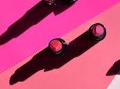 Viste labios fucsia coral