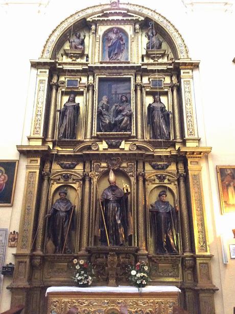 La Iglesia del convento de San Leandro (3): la Capillas laterales.