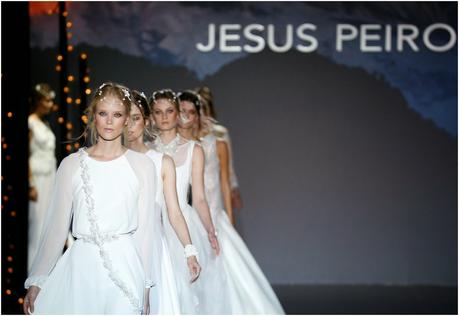 Barcelona bridal week 2015: jesús peiro nanda devi 2016
